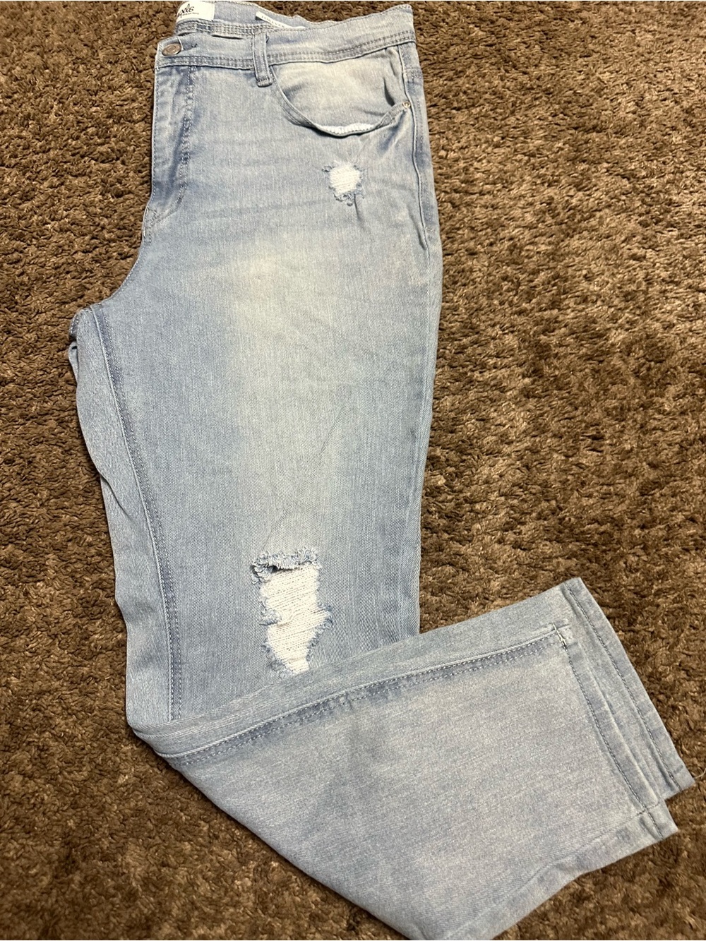 Light Blue Bootcut Women’s Jeans with Distressed Knees